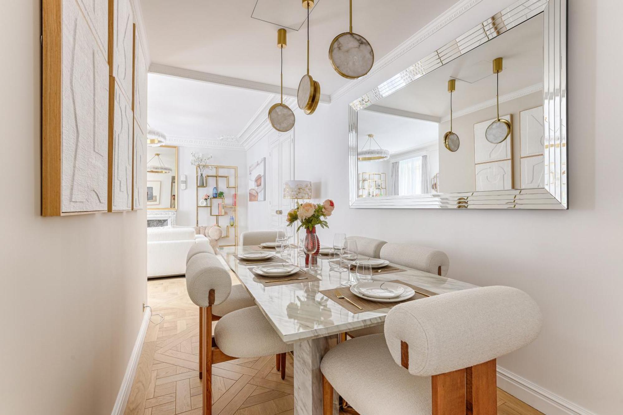 Elegant Luxury Apartment For 6 On Champs-Elysees Parijs Buitenkant foto