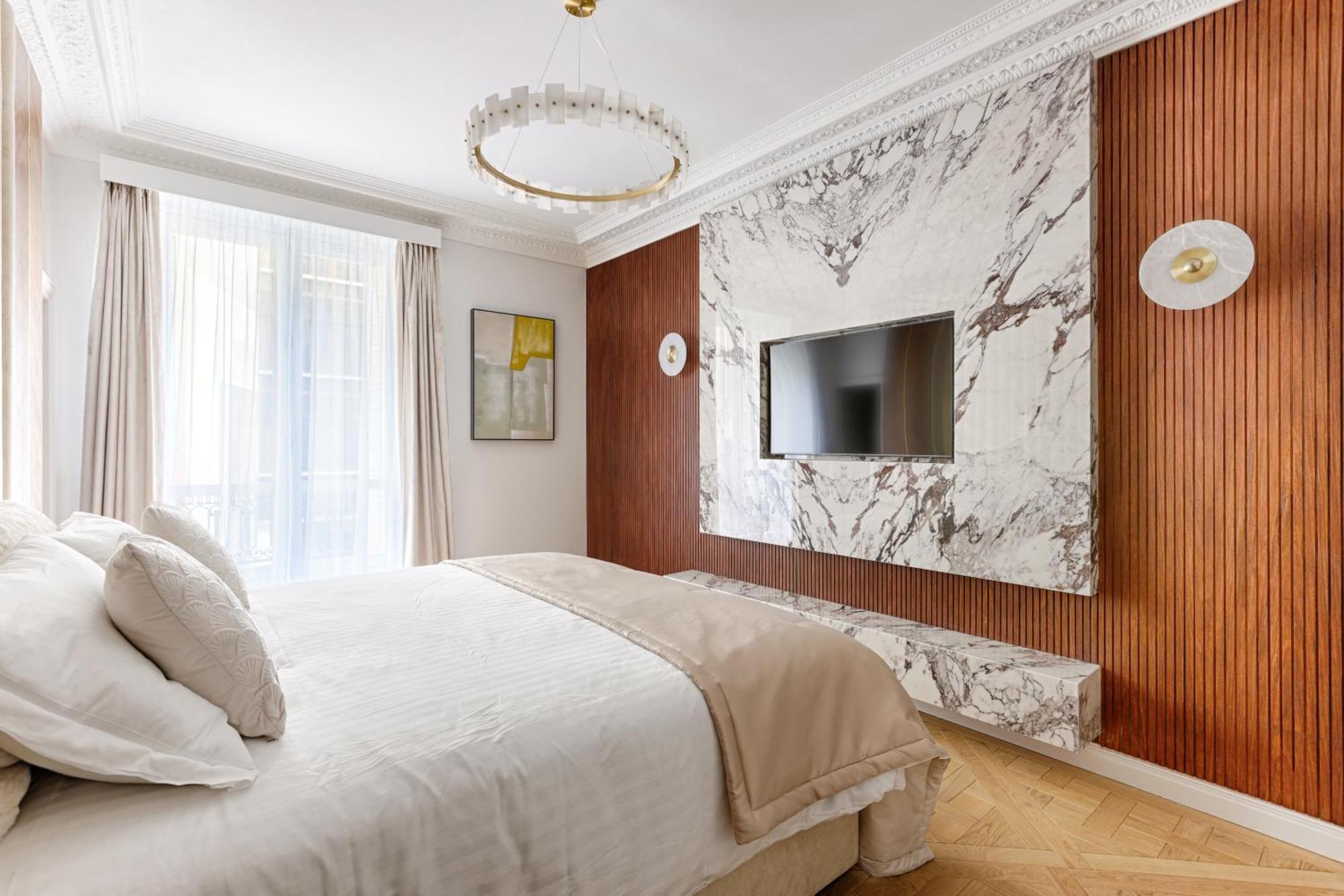 Elegant Luxury Apartment For 6 On Champs-Elysees Parijs Buitenkant foto